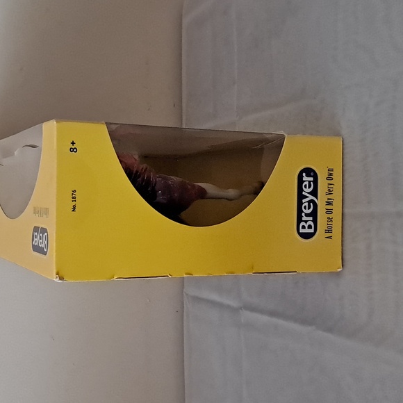 Breyer Spectre Halloween Traditional Model #1876 Glows In The Dark - Picture 3 of 13